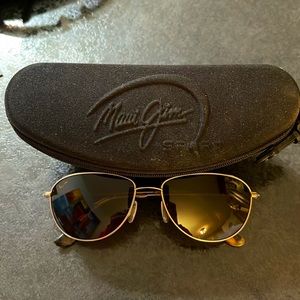 Maui Jim Baby Aviators. Bronze color